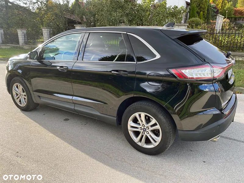 Ford Edge - 8