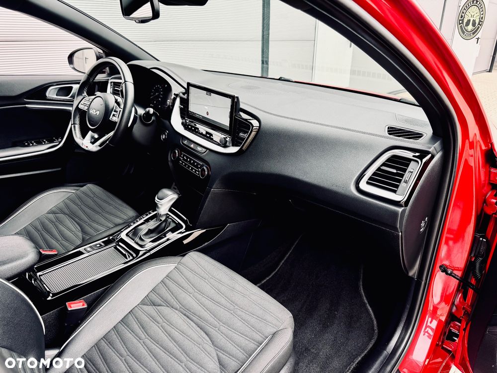 Kia ProCeed 1.5 T-GDI DCT7 OPF GT LINE - 28