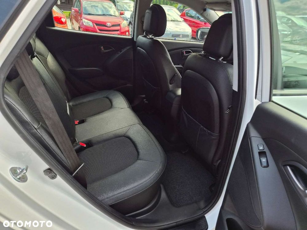 Hyundai ix35 1.6 GDI Premium 2WD - 21