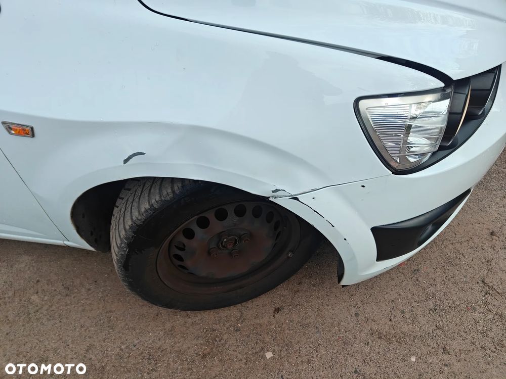 Chevrolet Aveo 1.2 LT - 15