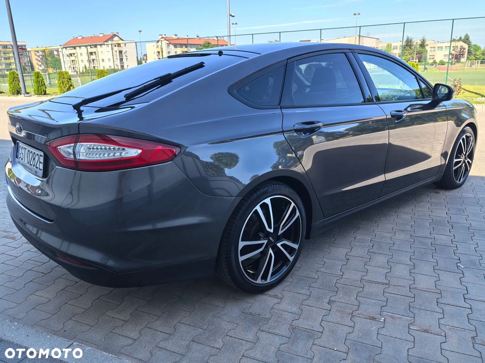 Ford Mondeo 2.0 TDCi Ambiente - 9