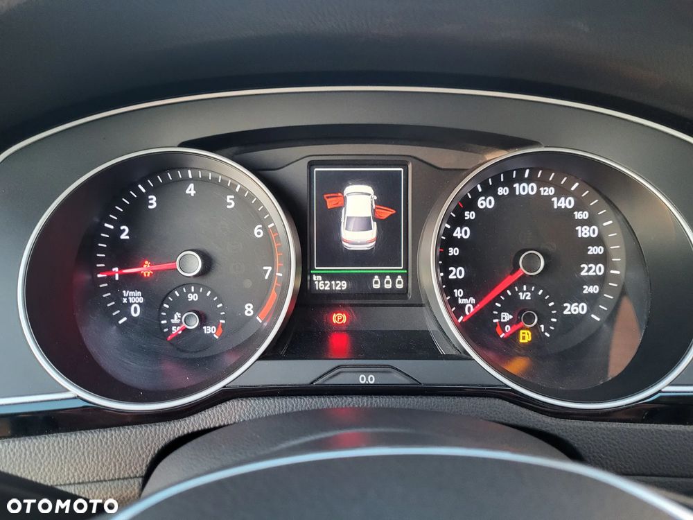 Volkswagen Passat 1.8 TSI BMT Comfortline - 9