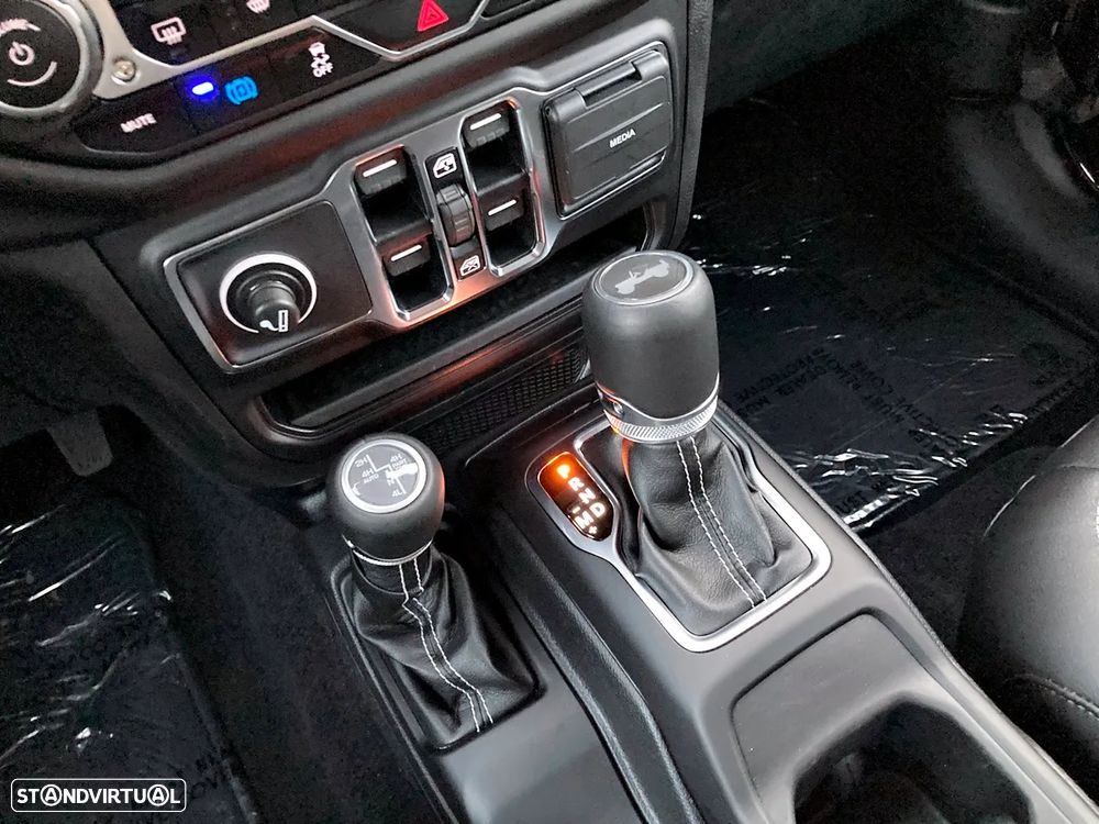 Jeep Wrangler Unlimited 2.0 TG 4xe Sahara - 18