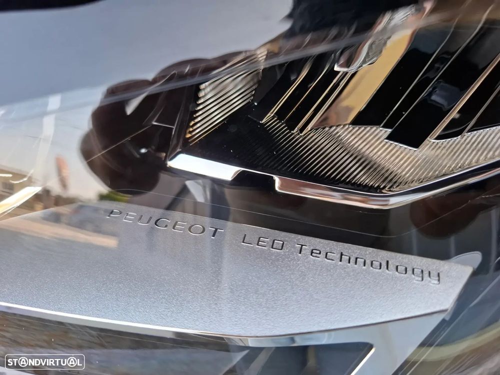 Peugeot 3008 - 8