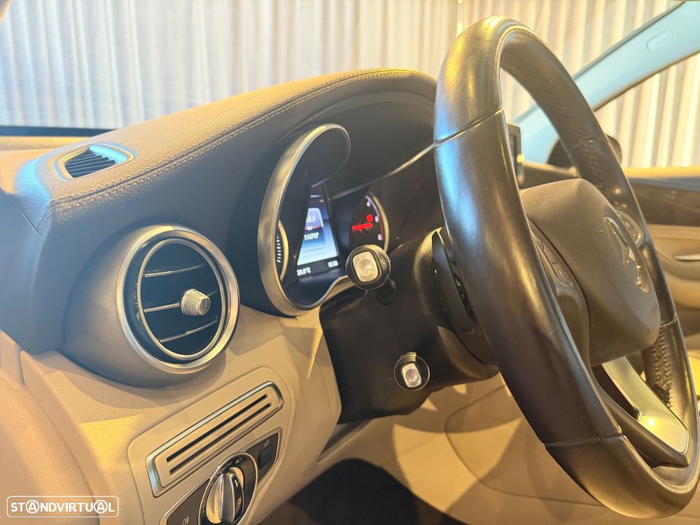 Mercedes-Benz GLC 250 d 4Matic 9G-TRONIC Edition 1 - 24