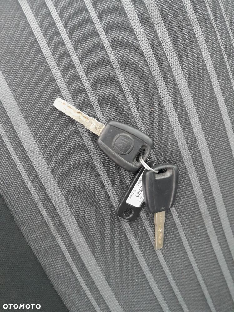 Fiat Grande Punto 1.4 8V - 14