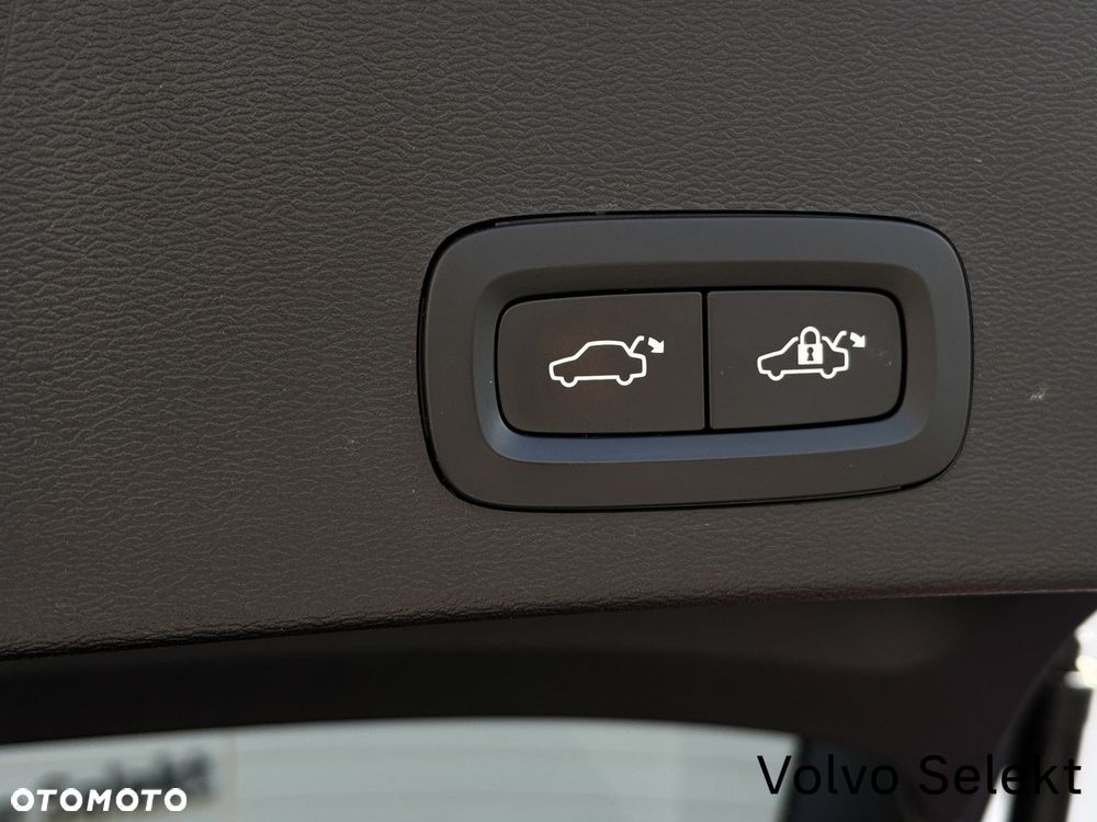 Volvo XC 40 - 22