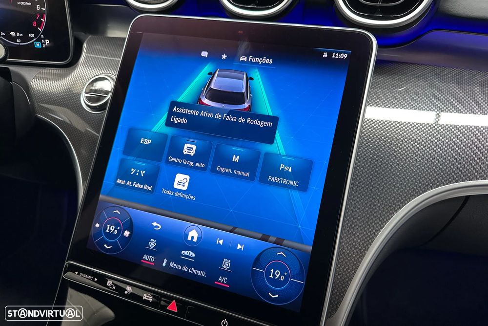 Mercedes-Benz C 300 e T 9G-TRONIC AMG Line - 36