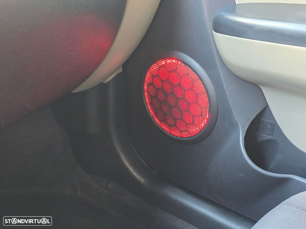Kia Soul 1.6 CRDi EX - 19