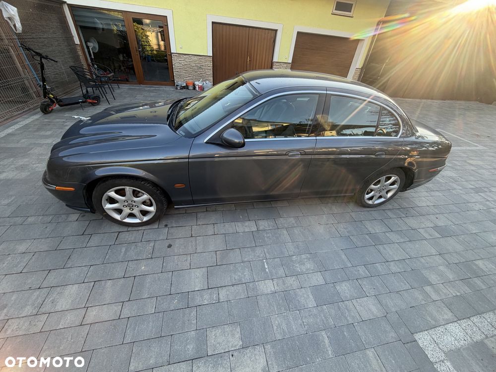 Jaguar S-Type - 3