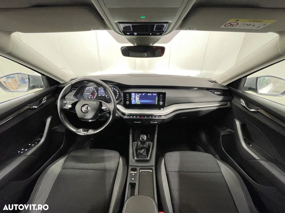 Skoda Octavia 2.0 TDI Ambition - 8