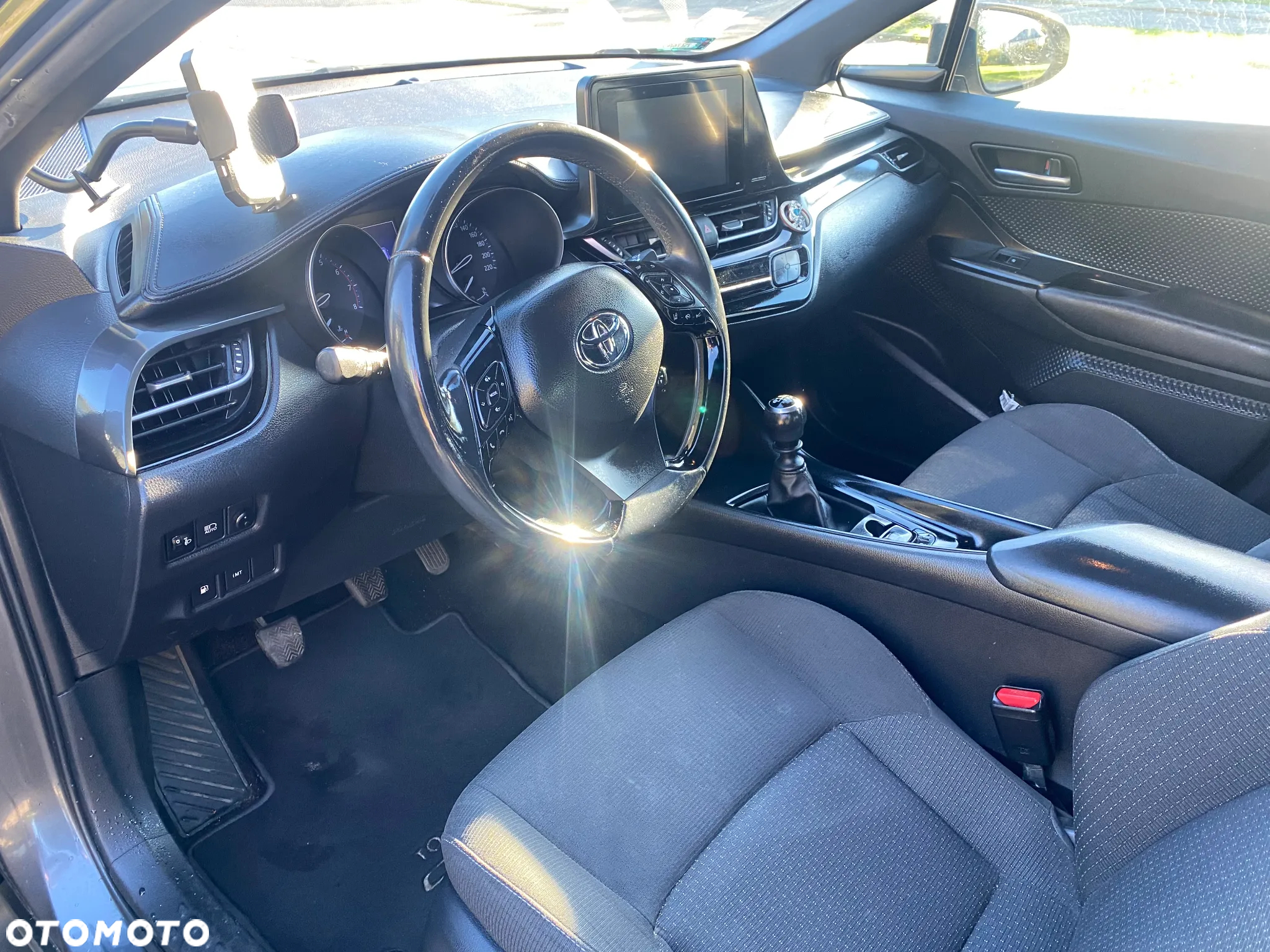 Toyota C-HR 1.2 T Active - 7