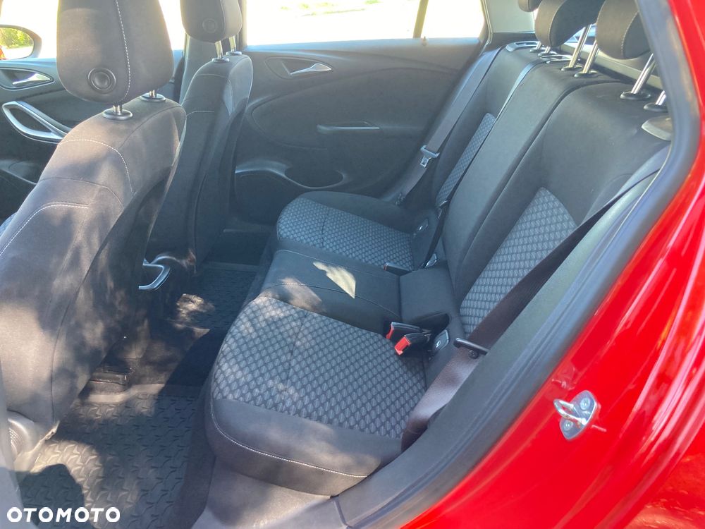Opel Astra 1.4 Essentia - 8