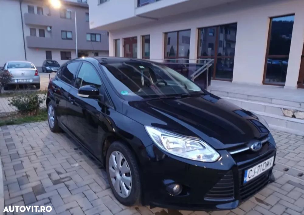 Ford Focus - 8