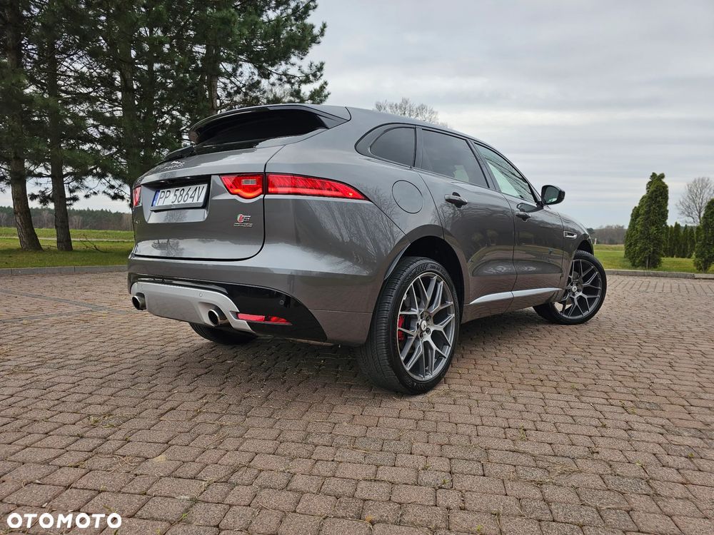 Jaguar F-Pace S AWD - 10