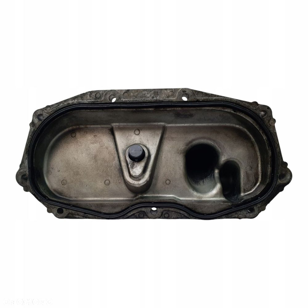 OBUDOWA ROZRZĄDU Mitsubishi Fuso Canter 3.0 D dekiel 504334354 - 3