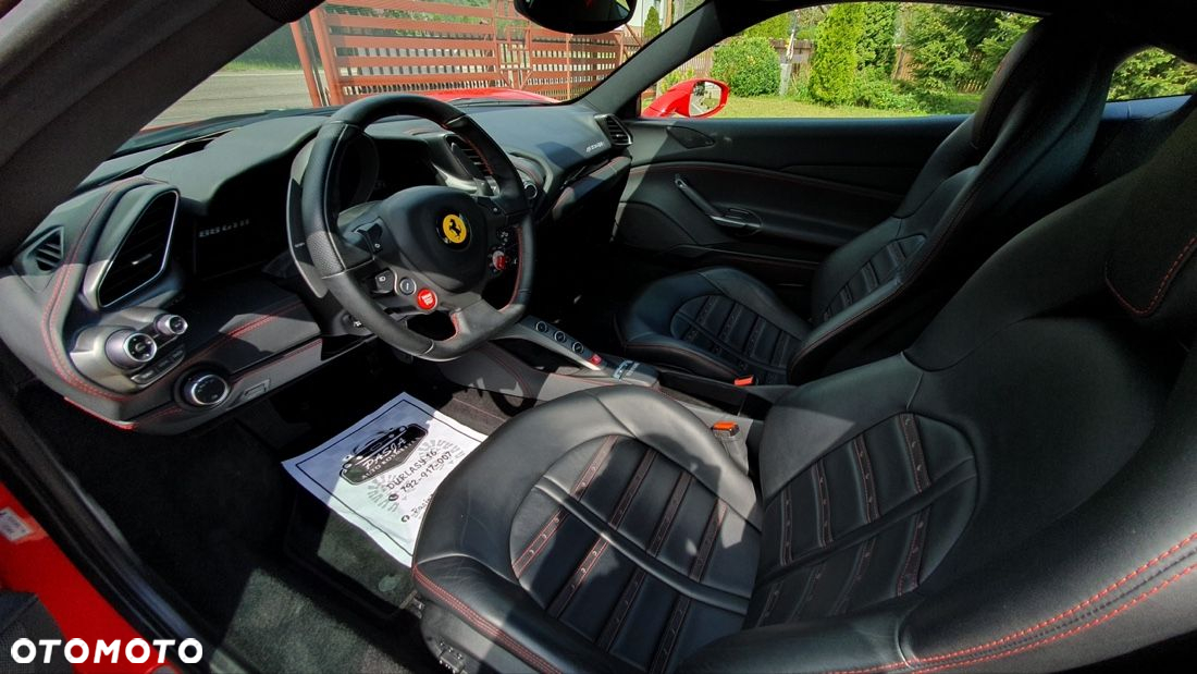 Ferrari 488 - 5