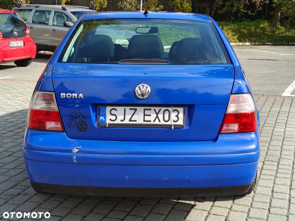 Volkswagen Bora 1.6 Comfortline - 10