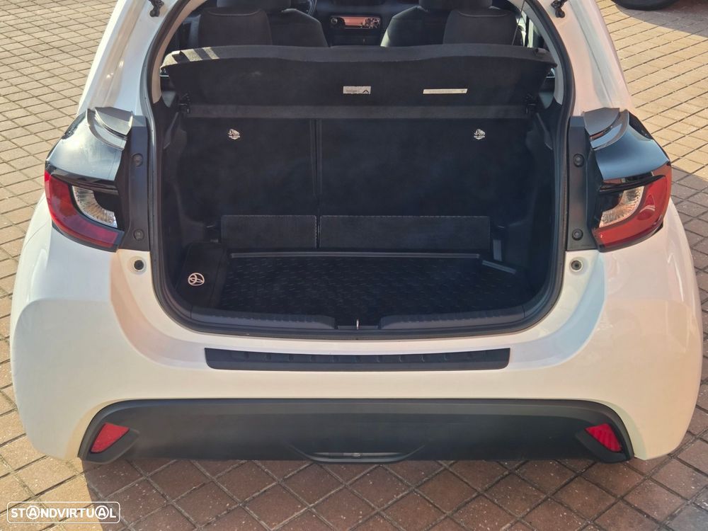 Toyota Yaris - 33