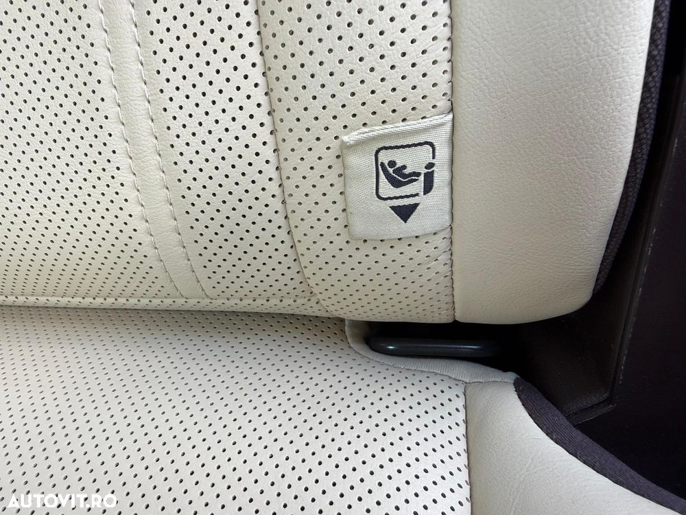 Lexus Seria RX 450h AWD Luxury - 28