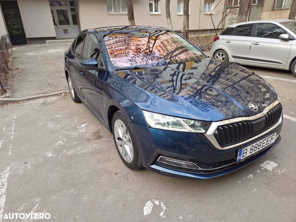 Skoda Octavia 1.5 TSI DSG MHEV Style - 10
