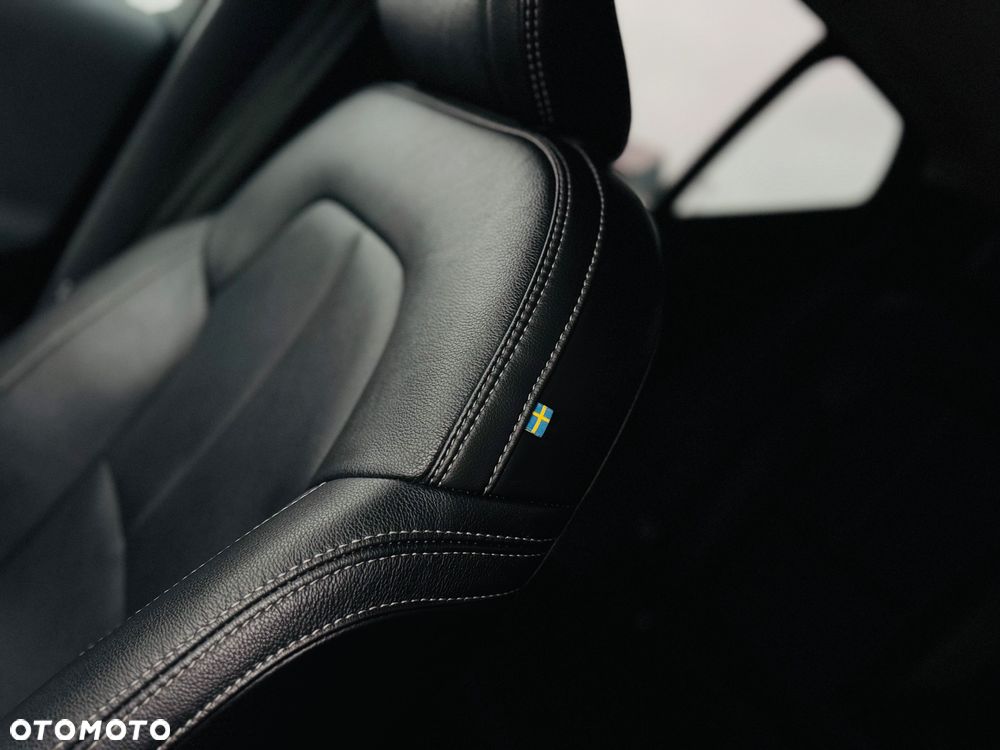 Volvo XC 40 D3 Momentum Pro - 35