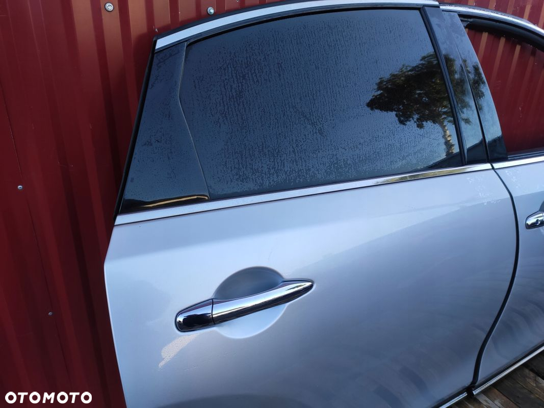 INFINITI FX30D DRZWI PRAWY TYŁ PRAWE TYLNE SREBRNE ORYGINAŁ IGŁA W KOLOR - 2