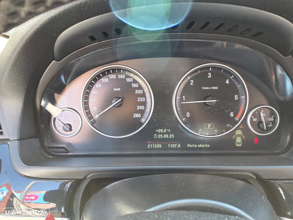 BMW 520 d Auto - 11
