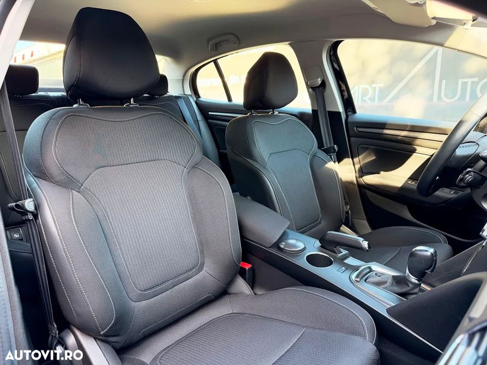 Renault Megane TCe 140 GPF EDC Equilibre - 18