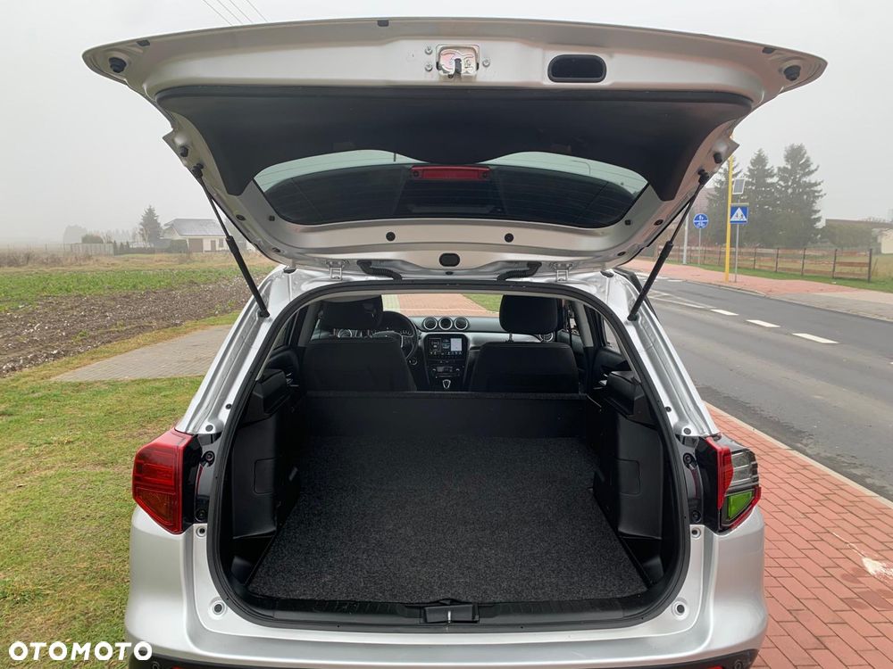 Suzuki Vitara 1.5 Dualjet Hybrid Allgrip AGS Comfort - 29