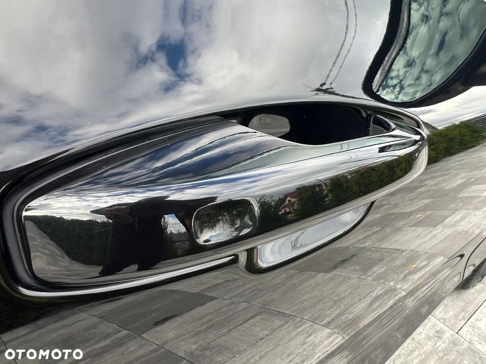 Volvo V60 B4 D Ultimate Dark - 20