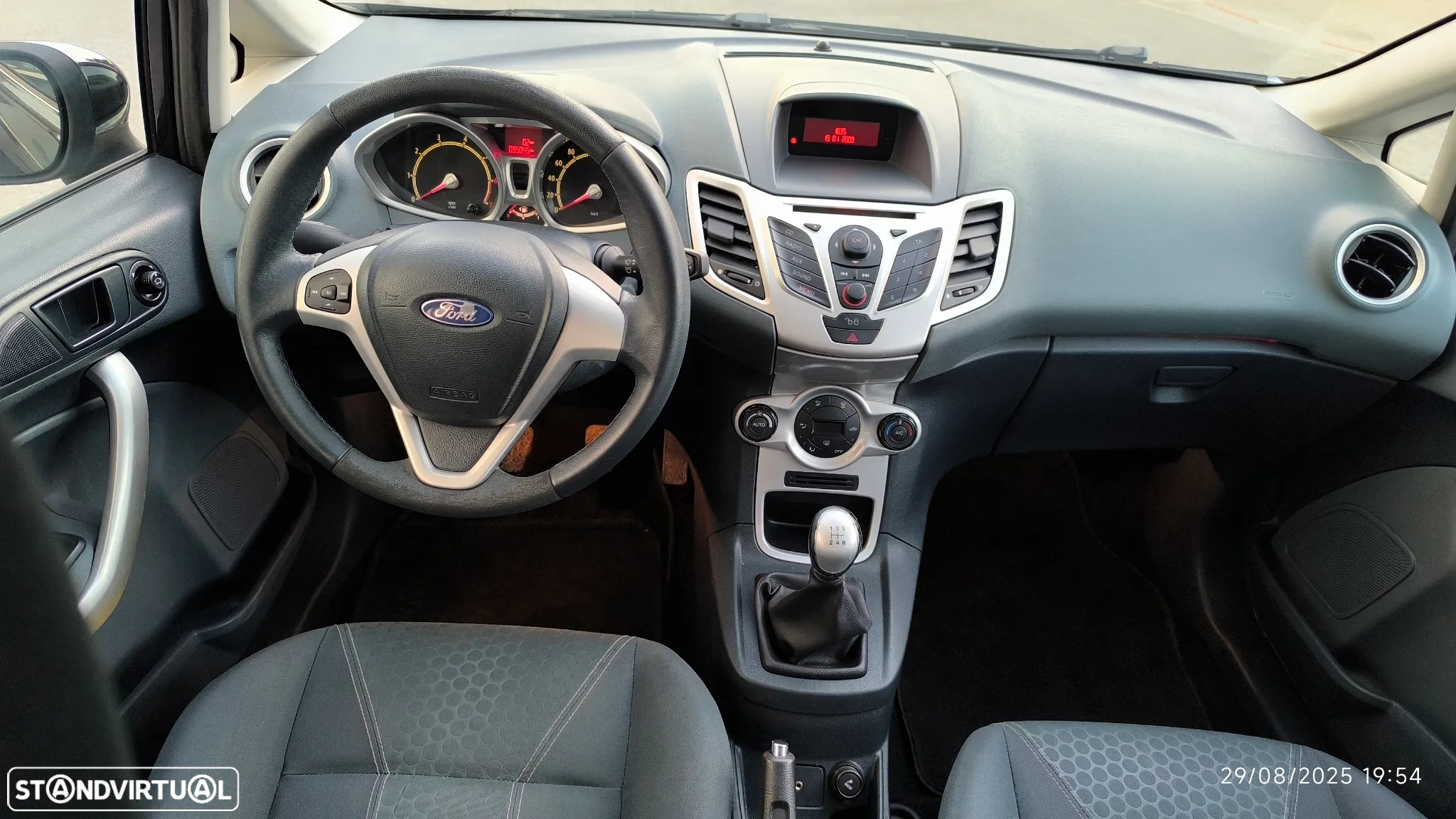 Ford Fiesta 1.25 Titanium - 8