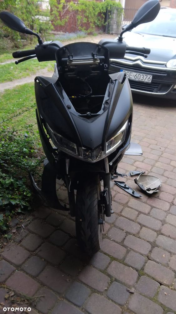 Aprilia SX - 6