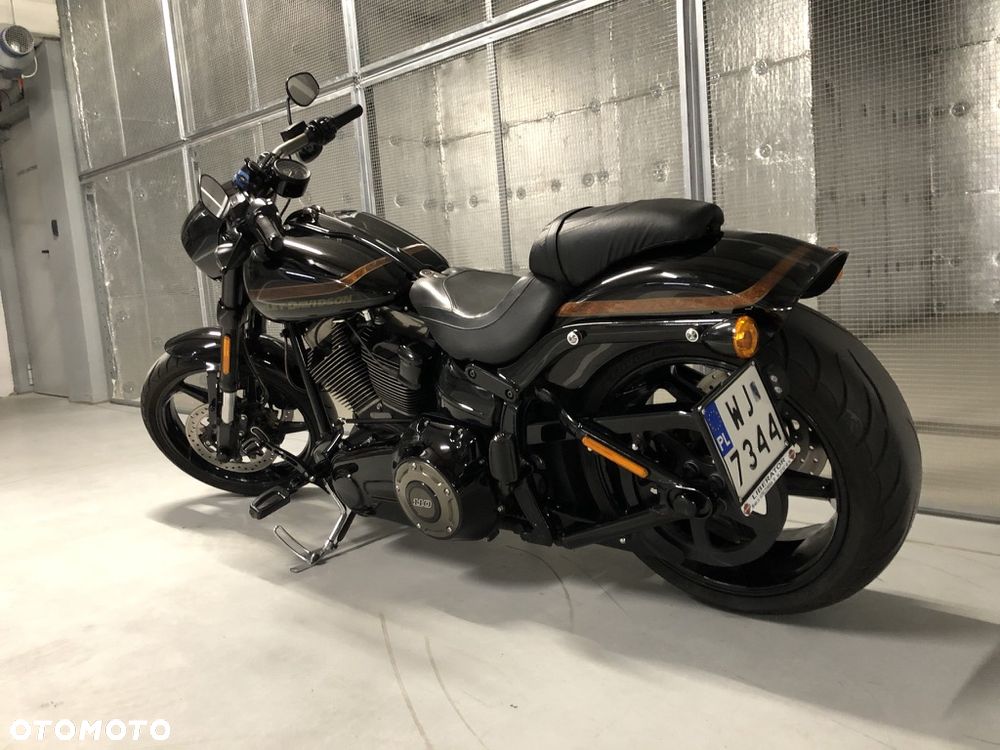 Harley-Davidson FXSB Breakout - 2