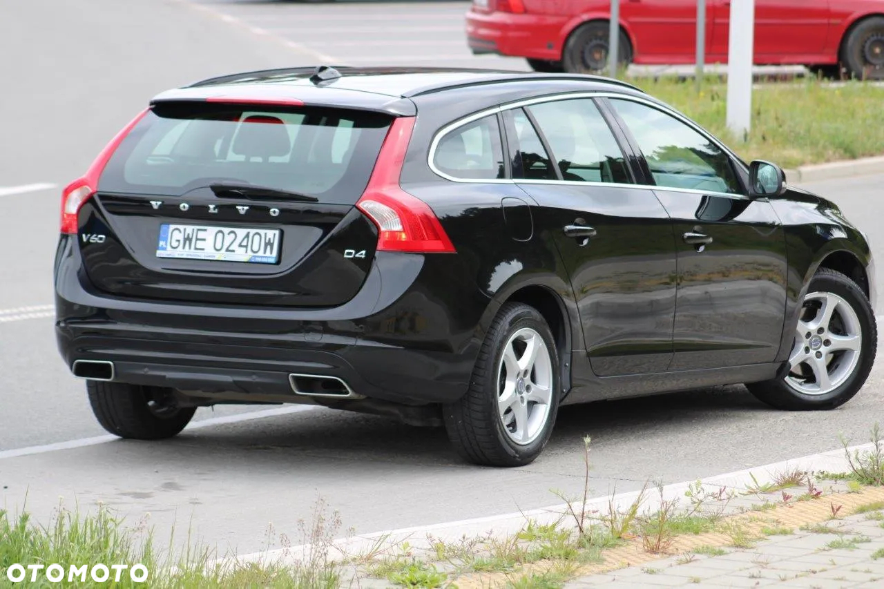Volvo V60 D4 Summum - 6