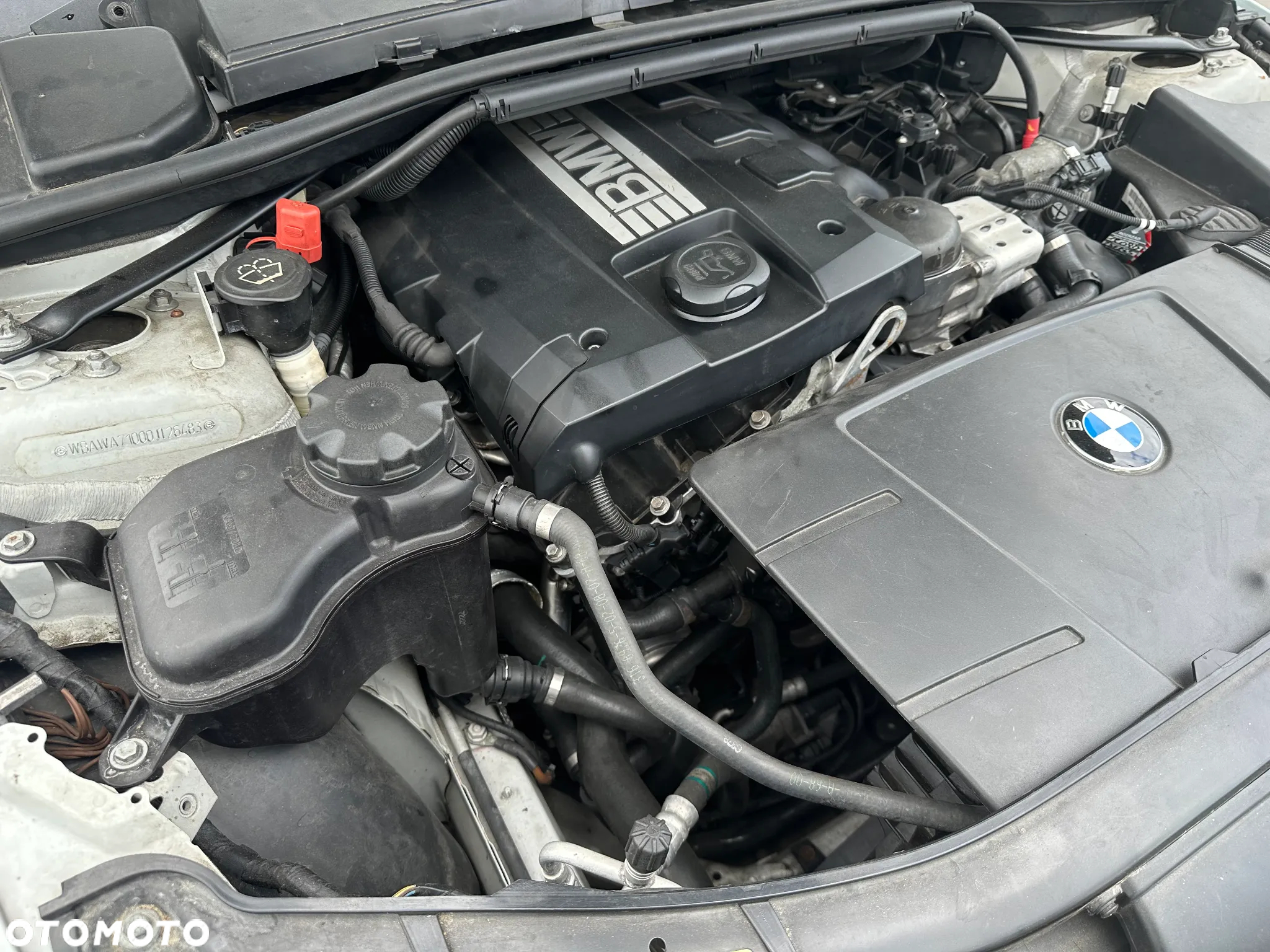 BMW Seria 3 320i Coupe - 28