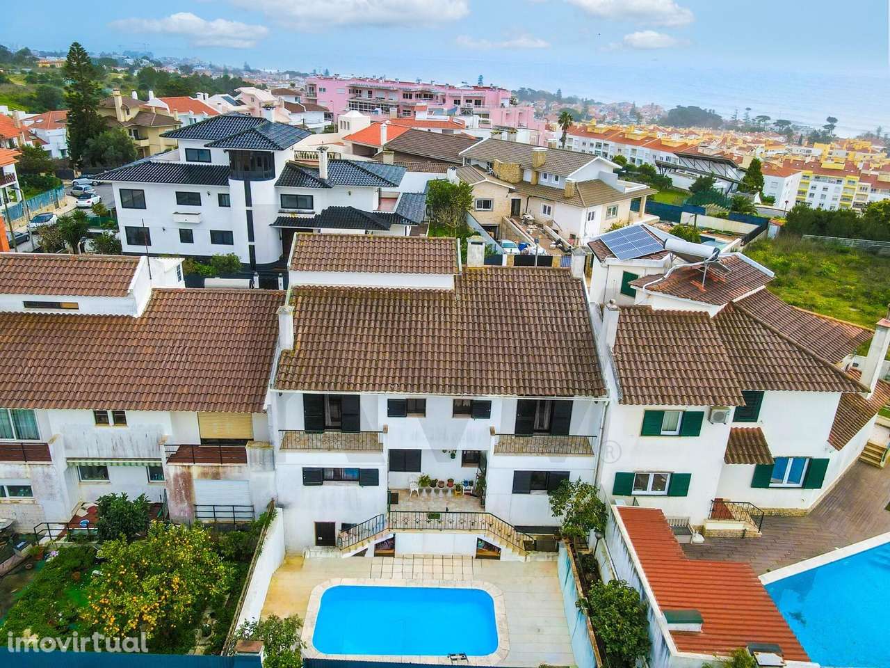 Moradia T5+2 no Alto da Parede com vista mar e piscina - Grande imagem: 2/60