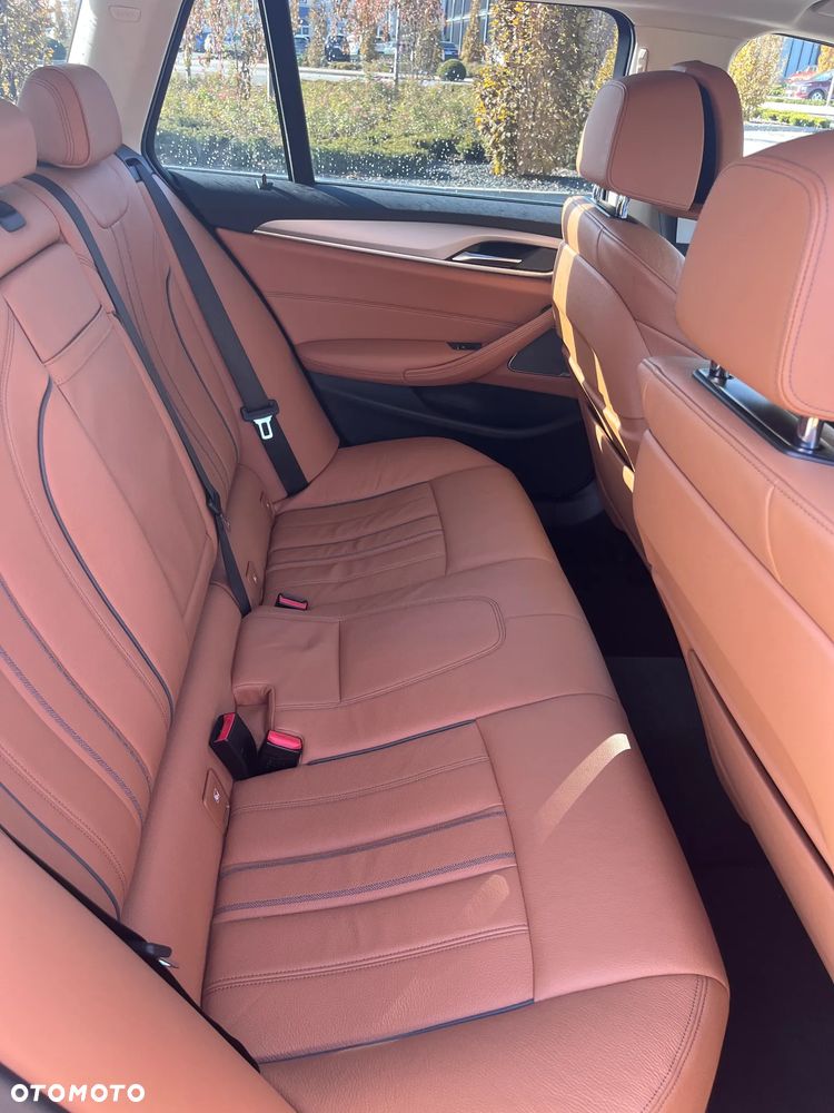 BMW Seria 5 - 26