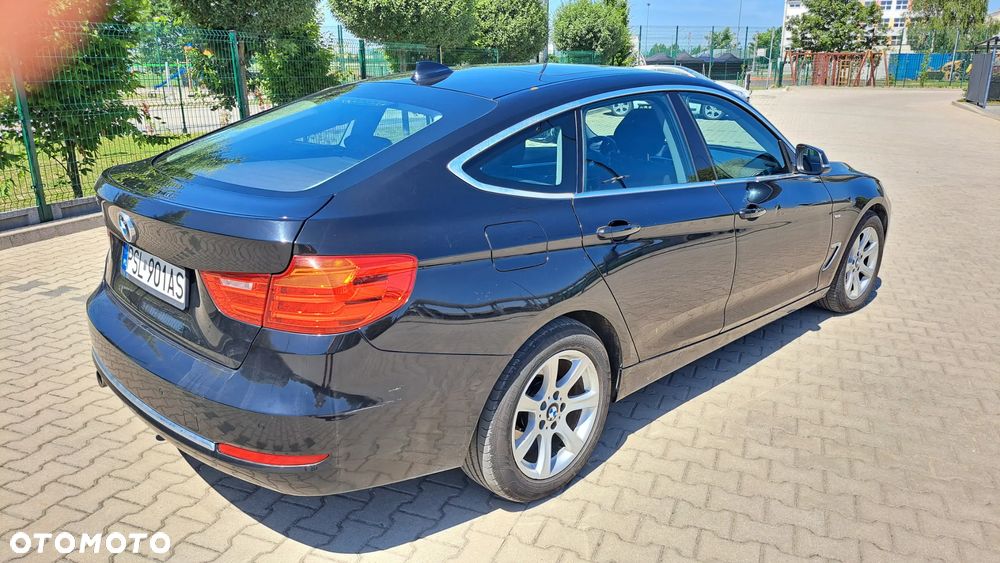 BMW 3GT 318d Luxury Line - 8