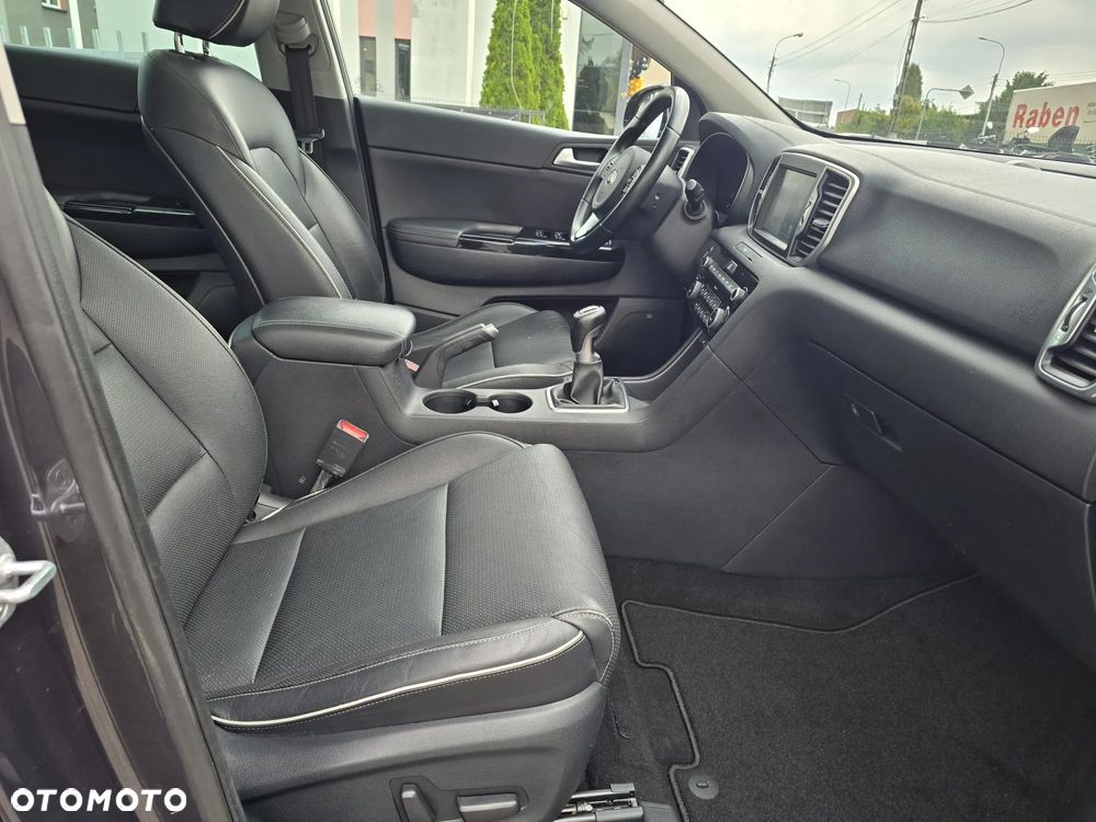 Kia Sportage 1.7 CRDI 2WD Dream-Team Edition - 22