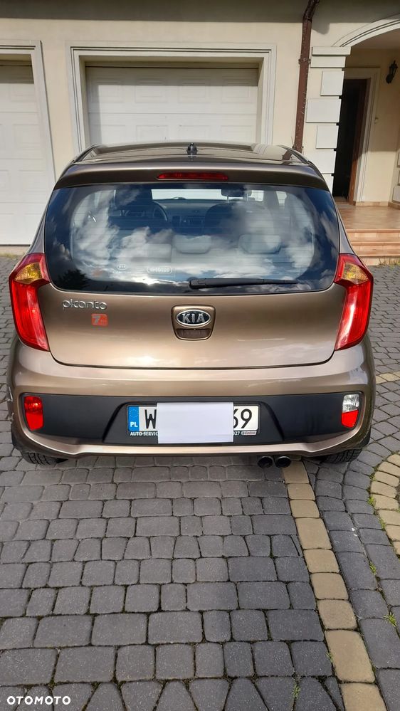 Kia Picanto 1.0 L - 12