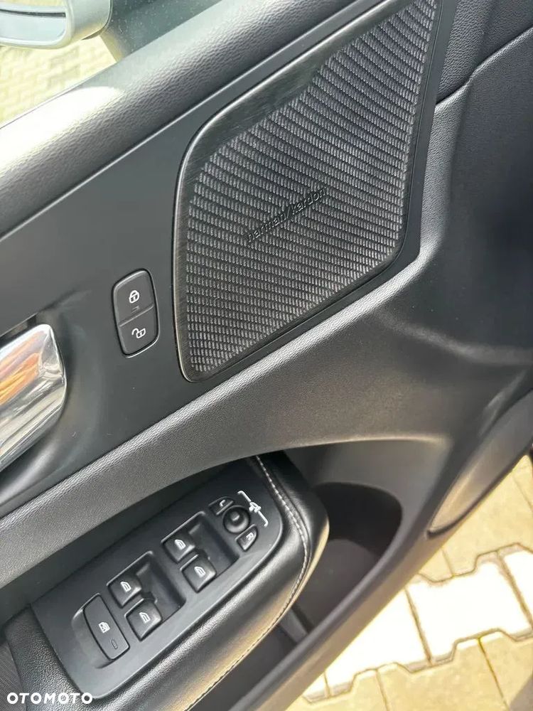 Volvo XC 60 - 12