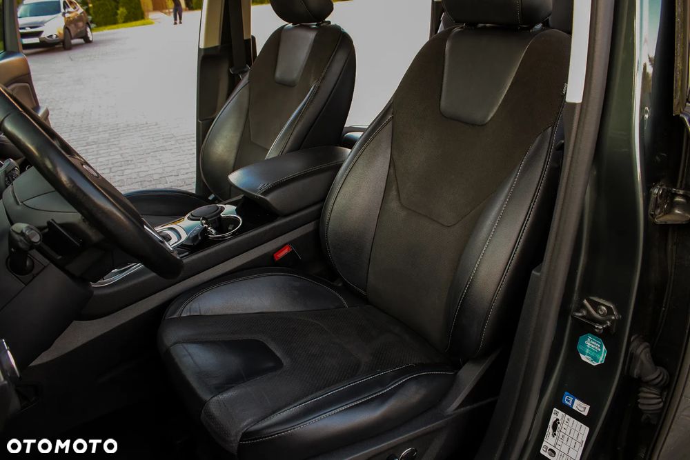 Ford S-Max 2.0 TDCi Titanium PowerShift - 30