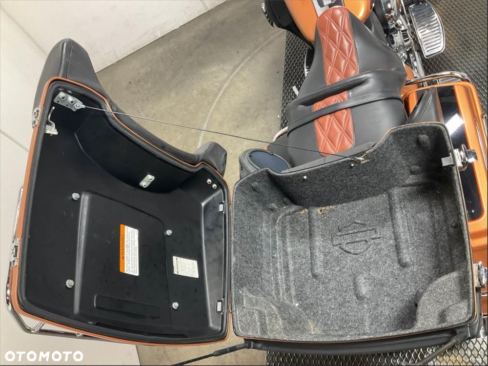 Harley-Davidson Touring Electra Glide - 28