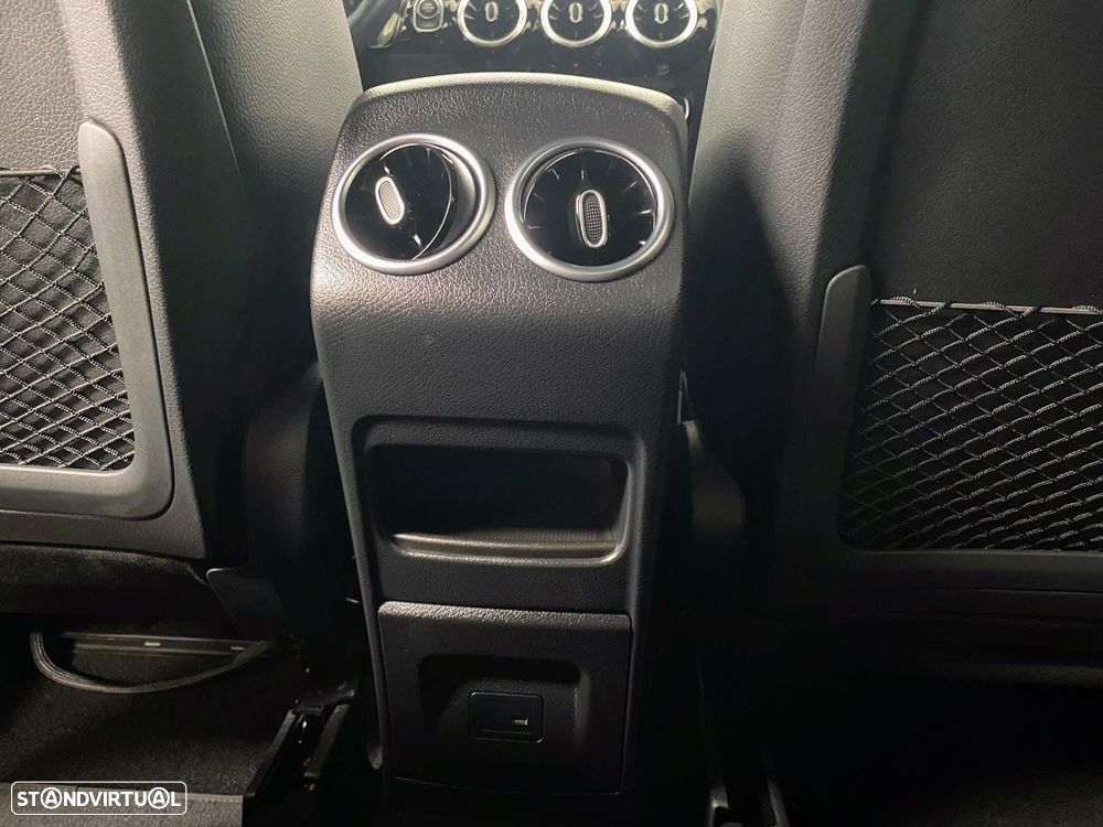 Mercedes-Benz GLA 250 e AMG Line - 13