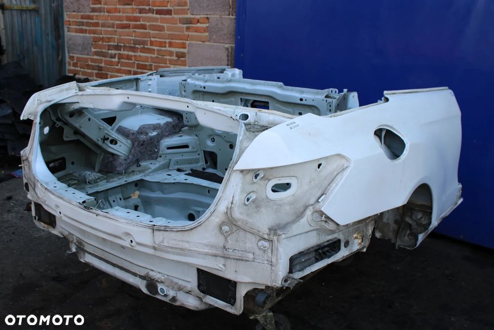 Błotnik tył tylny lewy prawy ćwiartka tylna prawa lewa OE Mercedes W207 C207 Lift Cabrio 149 - 17