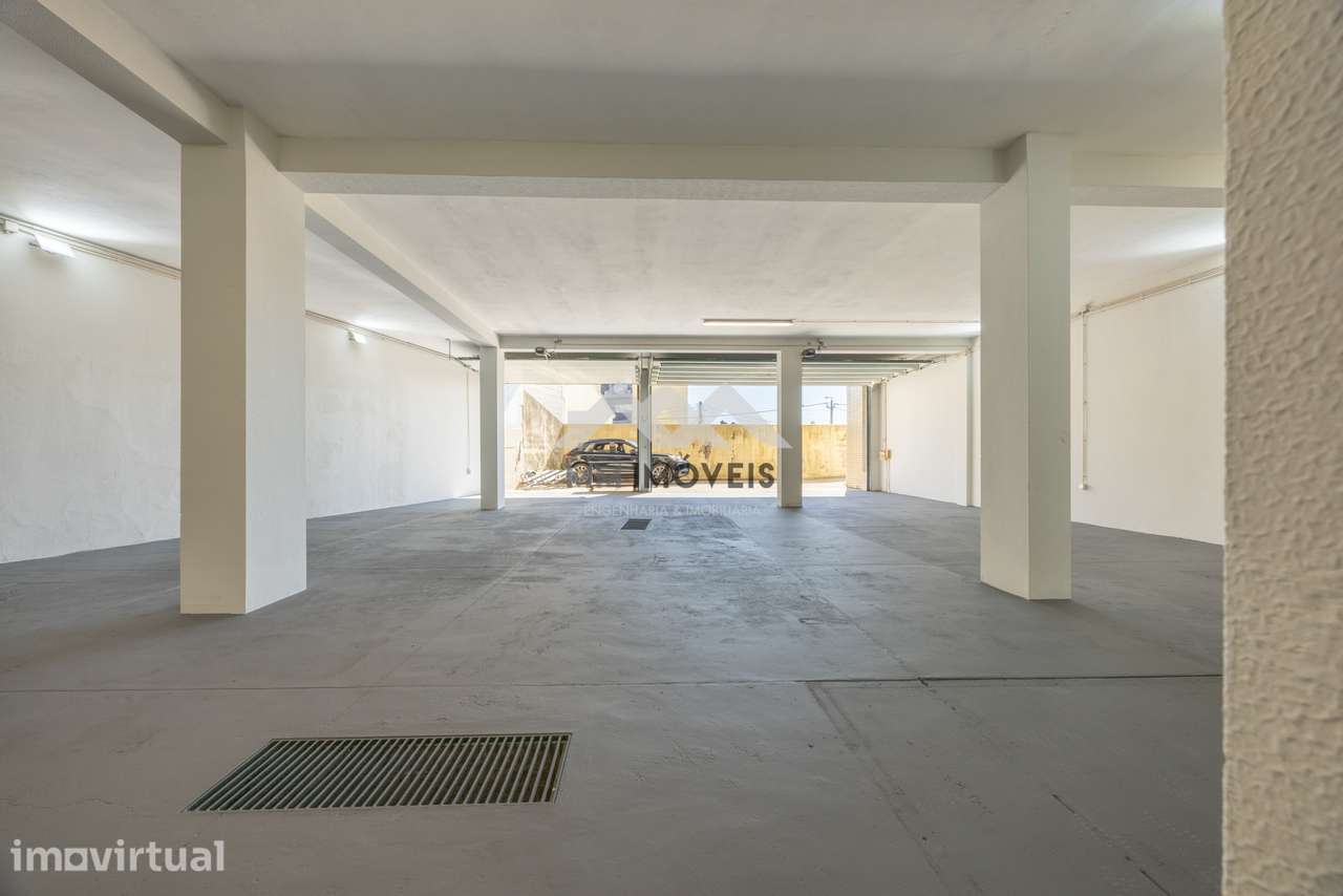 Armazém com 249,50 m² | Pedrouços | Excelentes acessos | Próximo S. Jo - Grande imagem: 4/13