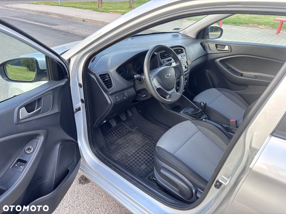 Hyundai i20 1.2 Classic Plus - 18