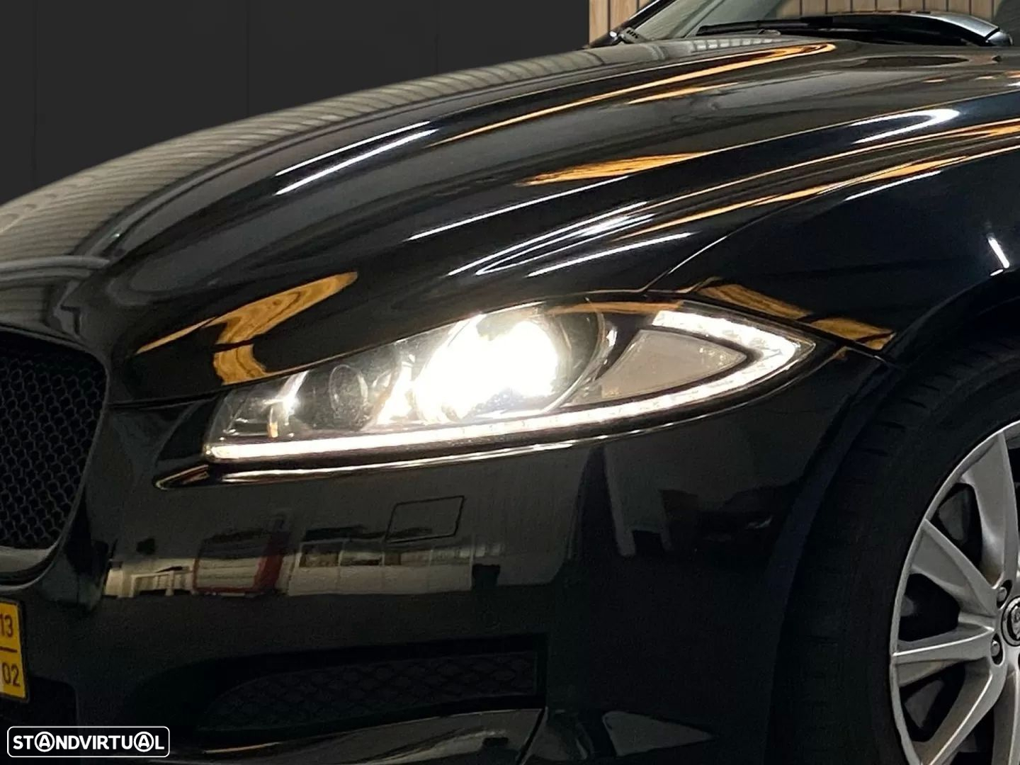Jaguar XF 2.2 D Premium Luxury - 5