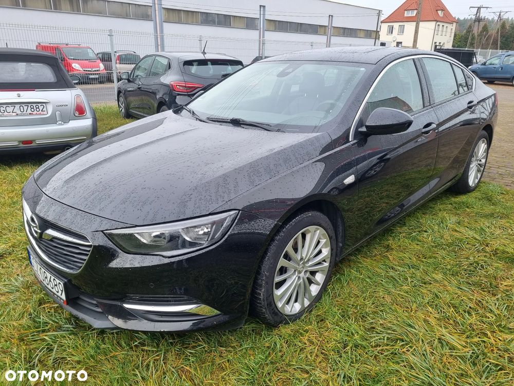 Opel Insignia - 1